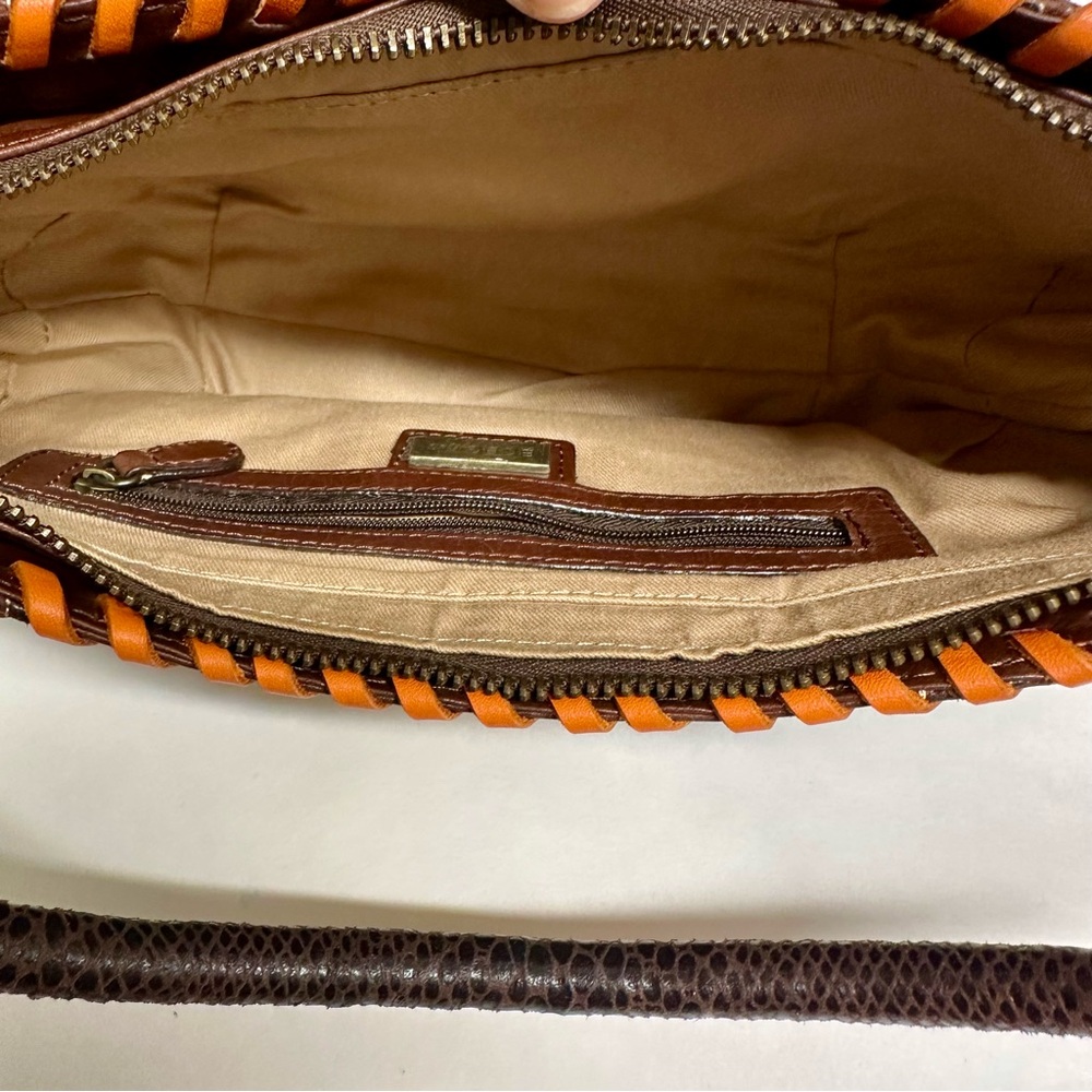 Vintage Boho BCBG Girl Leather Handbag, Shoulder Bag, Purse - Picture 8 of 9